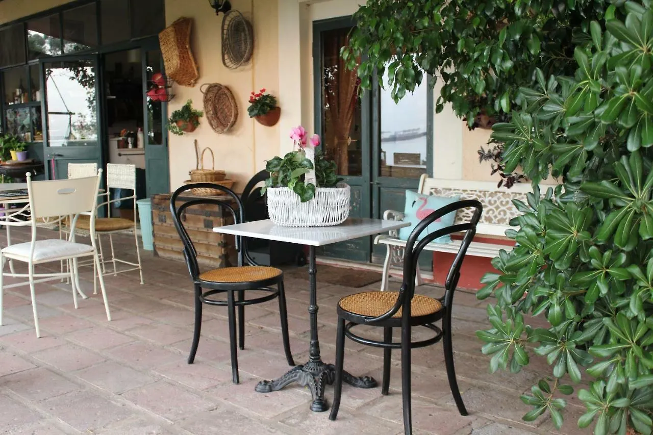 Alojamento de Acomodação e Pequeno-almoço Santa Igia - Country House Elmas